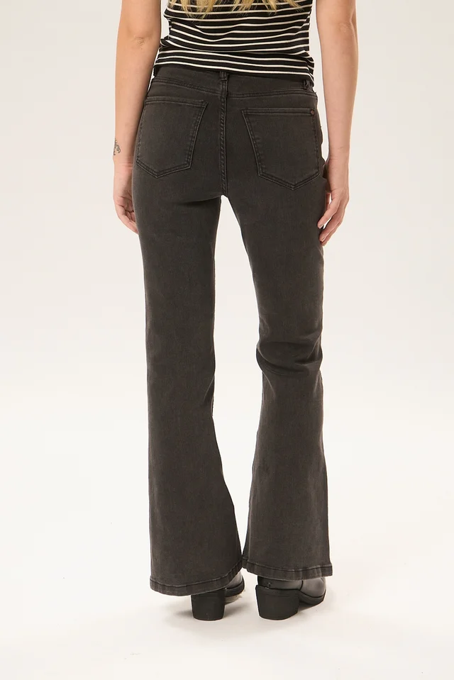 Jeans Bootcut Irwin